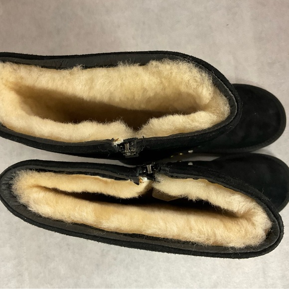 UGG Avondale Studded Suede Boots- Size 8 - Picture 11 of 16